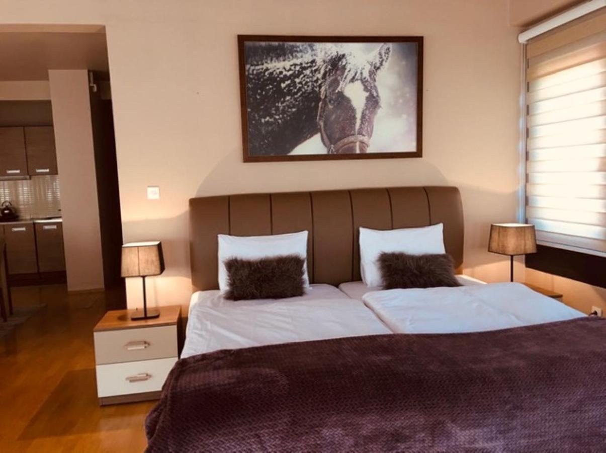 סראייבו Hotel Corner מראה חיצוני תמונה