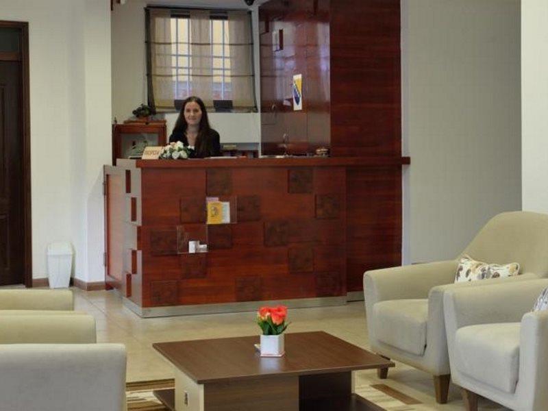 סראייבו Hotel Corner מראה חיצוני תמונה